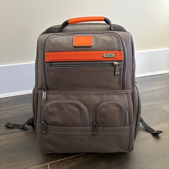 Tumi backpack - Picture 1 of 13